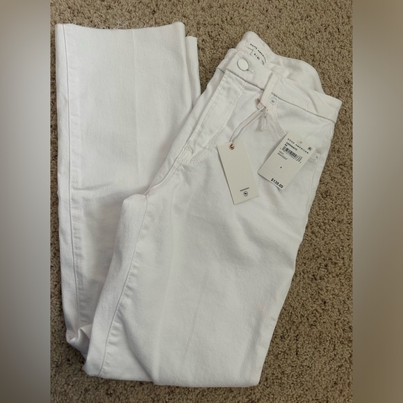 NWT Good Straight High Waist Raw Hem Straight Leg Jeans - Picture 3 of 3